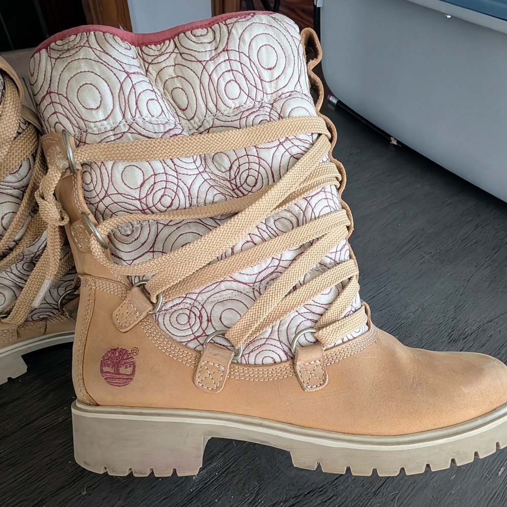 Women's Timberland Winter Boots Size 9.5
